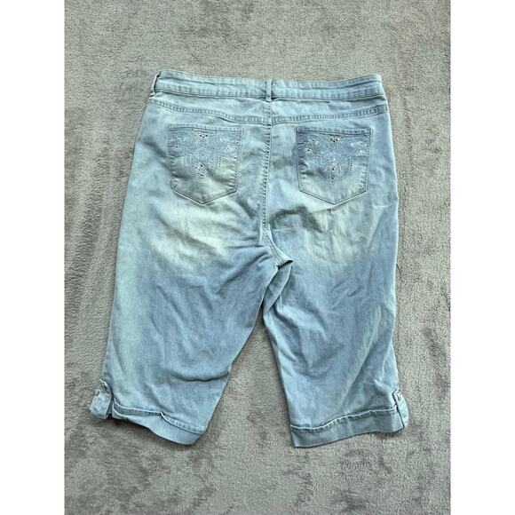 Gloria Vanderbilt Jordyn Skimmer Embroidered Cuffed Capri Blue Size 14‎ Womens - Picture 1 of 7